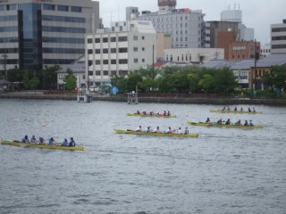 松江市民レガッタのレース