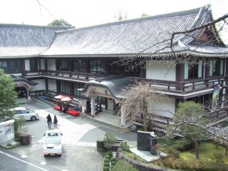 霊山歴史館1